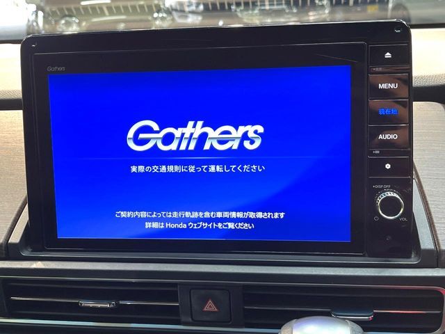 【純正10型ナビ】人気の純正ナビを装備。オーディオ機能も充実しており、Bluetooth接続すればお持ちのスマホやMP3プレイヤーの音楽を再生可能！毎日の運転がさらに楽しくなります！！