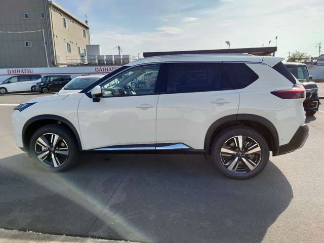 【取扱メーカー案内】■トヨタ・日産・ホンダ・マツダ・スバル・三菱・ダイハツ・スズキ■国産全メーカーの普通車・軽自動車を取扱い可能■掲載車両以外の新車にも対応しております。