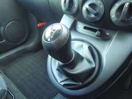 ◆整備点検します◆　ご納車前には提携工場にて整備点検を実施いたします。消耗品などの交換後のご納車となります。