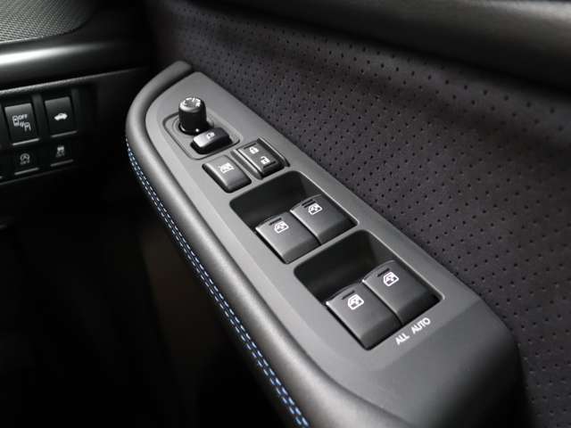 お車に合った保証をご用意しております！1年間、走行距離無制限保証！ディーラー保証継承！当店スタッフが細かくご説明をさせていただきます！延長保証も可能です！
