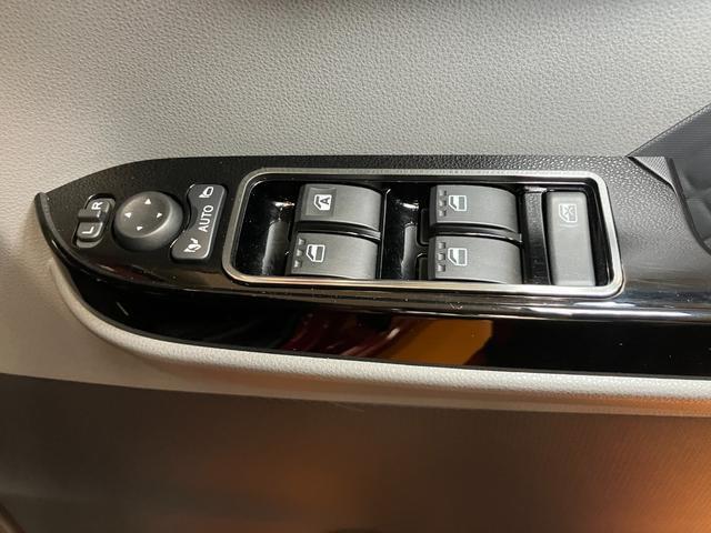 電動格納ミラー、パワーウインドウ