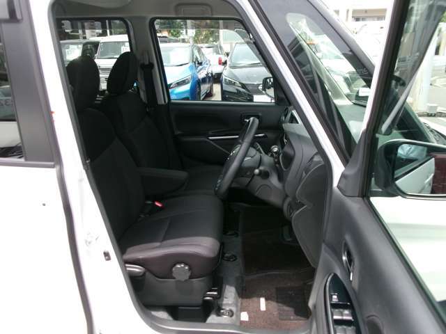 ご納車後につきましても、新車保証内容に準じた内容での多岐の項目にわたる保証がついており、お近くの日産サービス工場にてご対応可能な点もご安心かと思います♪