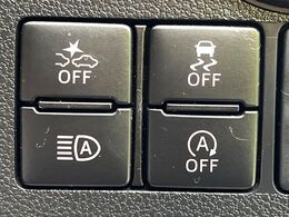 【スマートアシスト】走行中に前方の車両等を認識し、衝突しそうな時は警報とブレーキで衝突回避と被害軽減をアシスト。より安全にドライブをお楽しみいただけます。