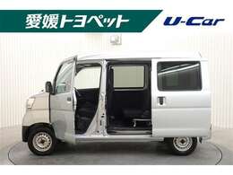 広い開口部で荷物の積み下ろしもラクラク♪