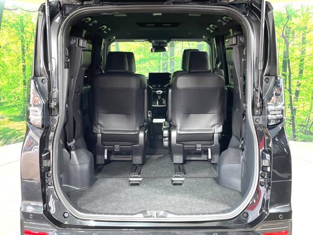 普段のお買い物や通勤、送迎等に十分な荷室スペースを確保しております。セカンドシートを倒すと、大きな荷物の積載も可能です♪