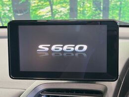 【ディスプレイオーディオ】視認性が高いディスプレイオーディオを装備♪操作性も良好で直感的なソース選択が可能です。