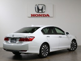 斜め後ろの画像です。