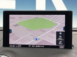 ●SD純正ナビ:一体感のあるナビは、高級感ある車内を演出してくれます。オーディオ機能も充実しておりますので、運転もより楽しめます♪