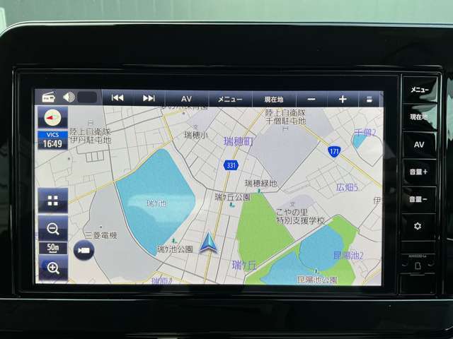 見やすい日産純正ナビゲーションです。