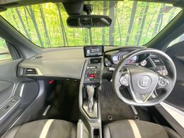 グループ総在庫数約30，000台！！全国の系列店からメーカー・車種問わずご紹介出来るので、あなたにピッタリのお車が見つかるはずです♪まずはお問い合わせ下さい☆