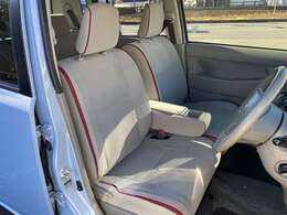 レッドタッチがかわいいシート！