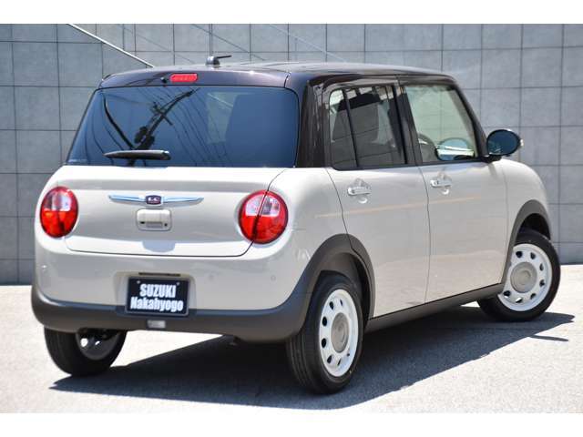 当社は、近畿運輸局指定整備工場で、ご納車までに車検整備、著しくは点検を実施！整備記録簿に交換部品を明示致しますのでご安心してお乗りいただけます＾＾♪