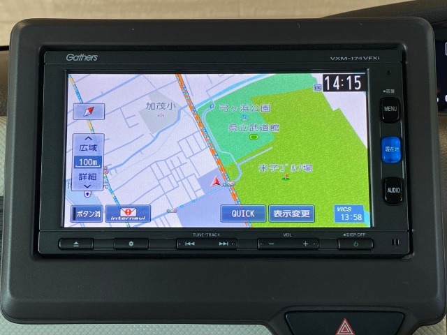 Honda純正7インチメモリーナビを装着しております◎普通のカーナビでは把握できない多彩な情報をご提供するHonda独自の【通信型ナビ】です☆通信費はHondaが負担致しますので無料でご利用頂けます♪