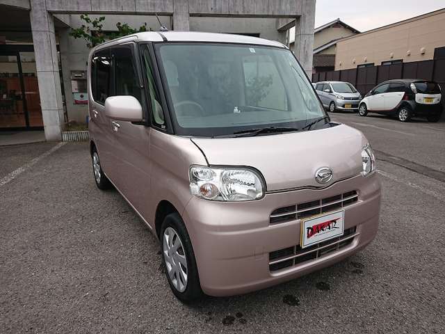 新車・中古車の販売を中心に車検・点検・自動車保険・JAFの取り扱いも致します。