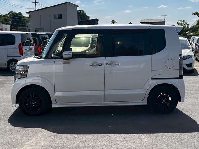 ■クルマ選びはVita Auto野田店で！この時期にお買い得な1台を是非♪お客様のお車をプロの見立てでより良い1台をプロデュースします！是非一度お店に遊びに来てください☆04-7185-6309
