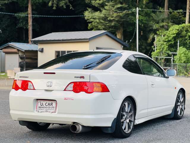 ☆現車確認をオススメいたします。商品は中古車ですので。年数相応の小傷等があります。仕様についての記載漏れがある場合がございますので、電話にて車両のご確認をお願いいたします。