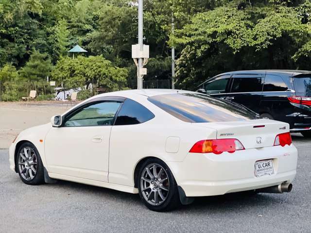 ☆現車確認をオススメいたします。商品は中古車ですので。年数相応の小傷等があります