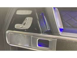 電車でご来店頂く場合は、京王線「代田橋駅」より徒歩6分程、急行・区間急行・快速電車などが停車する「笹塚駅」より徒歩12分程です。