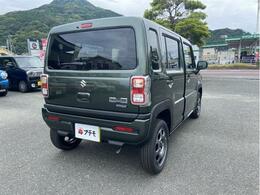 これからお車を購入し長くカーライフを楽しんで頂きたいと思い、当社スタッフは、そんな様々なお客様と安心して、楽しめるカーライフを一緒に考えてご提案させて頂いております