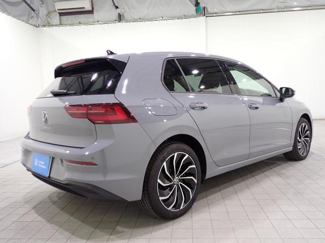 サーラカーズジャパンはVolkswagen正規ディーラーを10店舗展開中。豊富な在庫の中から、理想の1台をご提案いたします。