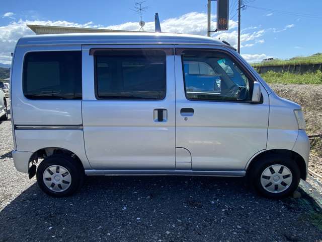 各新・中古車販売・鈑金・塗装・整備、お車のことなら何でもお任せください！小さなキズ凹みから事故修理までお客様のニーズにお応えします。