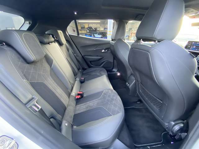 IDOMグループですので、下取車の高額査定もお任せ下さい。全国どこでも対応致します。