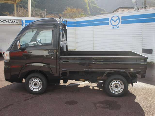 ご覧いただきありがとうございます。当店では、お客様のニーズに合わせ、普通車・軽自動車の新車や中古車はもちろん、バン、トラックの取り扱いもございます。是非最後までご覧ください。