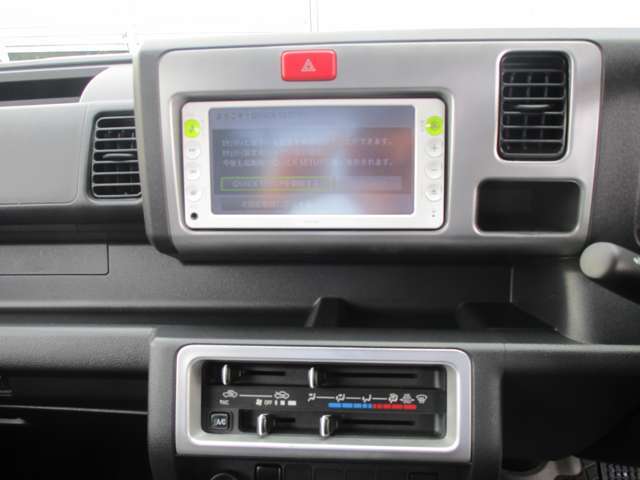 ナビ付です♪最初からナビがついてるのは嬉しいポイント！