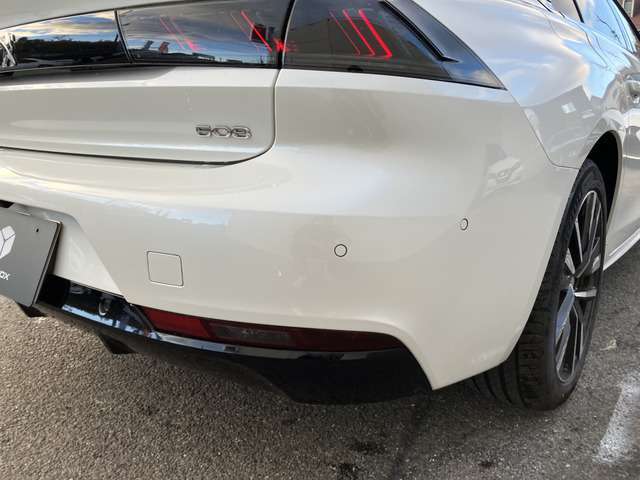 将来的な不具合等のトラブルを避ける為、修復歴・事故歴のある車は展示しておりません＾＾