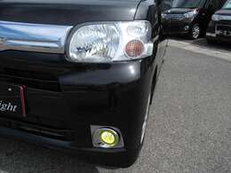 レンズ類は磨き専用コーティング済みでクリアで綺麗な状態です！純正のフォグランプ付Gグレード専用フロントバンパーです！ヘッドライト・スモールライト・フォグランプは社外車検対応の明るいLED球に交換しました！