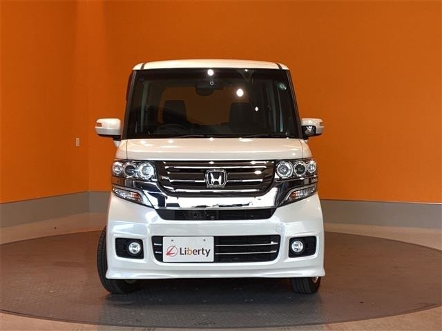 ■□■□■ 在庫車のほとんどは、オートオークションもしくはディーラーさんから購入したものなので、品質も保証されています！！ もちろん全車修復歴無車です♪  ■□■□■