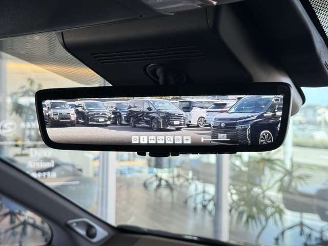 デジタルインナーミラーは障害物の確認などに役立ちます♪前後方録画も可能となります☆