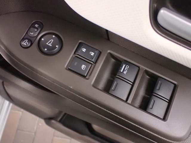 ◆Honda認定中古車をお探しの方はHonda　U-Select亀山長明寺へお越しください！全車安心のU-Selectホッと保証付きです！敷地内試乗も可能です！オンライン商談も受付しています！◆