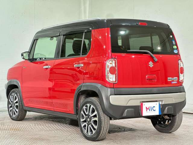 納車前にはスタッフによってピカピカに仕上げてご納車致します。オプションでガラスコーティングなどオススメ品も格安で承ります！