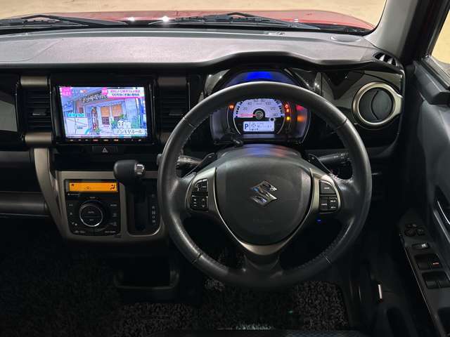 当店は整備工場以外にも自社板金工場も完備！！保険事故はもちろん、ちょっとしたキズ凹みの修理も格安にて承ります。