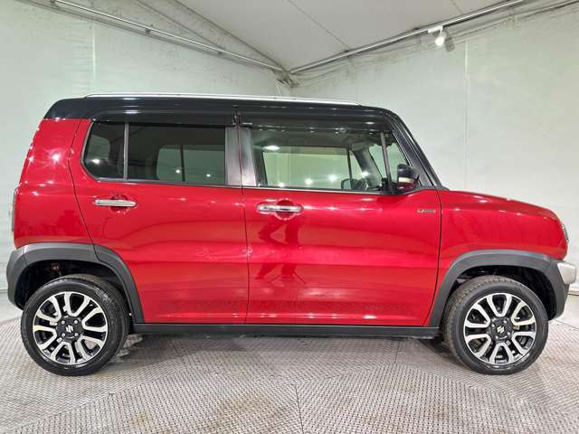 当店は整備工場以外にも自社板金工場も完備！！保険事故はもちろん、ちょっとしたキズ凹みの修理も格安にて承ります。