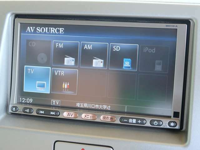 純正メモリナビ、地デジTV付きです！ナビ付き条件でお探しの方は必見です！