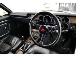 純正ハンドル（張替済み）あります