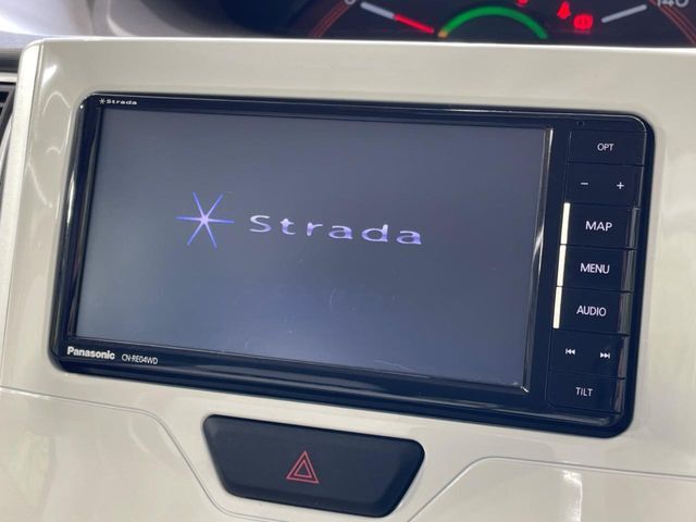 【ナビゲーション】使いやすいナビで目的地までしっかり案内してくれます。各種オーディオ再生機能も充実しており、お車の運転がさらに楽しくなります！！