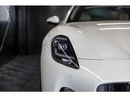 私たちはカスタムカーを得意としていますが、輸入車・国産車・軽自動車・特殊車両まで、豊富な知識と経験を活かし、あらゆるお車に対応可能です。