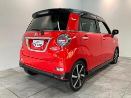 お客様にぴったりなおクルマをお選びいただけますように様々な展示車をご用意致しております！ダイハツの軽自動車だけではなく、他メーカー車やコンパクトカー・ミニバンなども数多く取り揃えております！