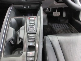 車内もクリーニング済みです。