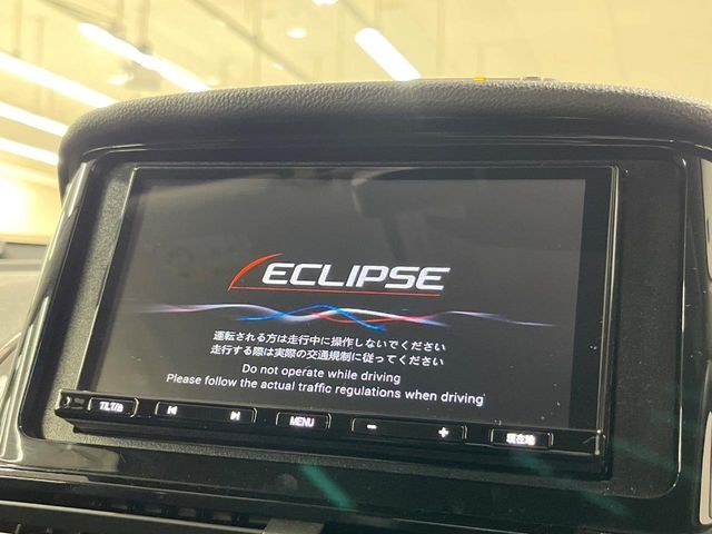 【純正ナビ】人気の純正ナビを装備。オーディオ機能も充実しており、Bluetooth接続すればお持ちのスマホやMP3プレイヤーの音楽を再生可能！毎日の運転がさらに楽しくなります！！