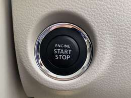 デュアルセンサーブレーキサポート　シートヒーター　LEDオートライト　ベンチシート　スマートキー　プッシュスタート　アイドリングストップ　横滑り防止機能　ドアバイザー　フロアマット　試乗OK