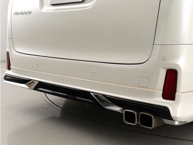 【大人気オプション装備モデリスタカスタム】純正オプションのモデリスタ製エアロを装着しカッコよくドレスアップされております♪♪