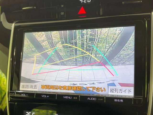 【バックカメラ】駐車時に後方がリアルタイム映像で確認できます。大型商業施設や立体駐車場での駐車時や、夜間のバック時に大活躍！運転スキルに関わらず、今や必須となった装備のひとつです！