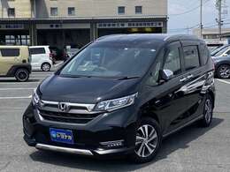当社のお車は「全車保証付き」です。遠方のお客様もお近くのディーラーへ入庫いただければ対応できます。購入後も安心してお乗り下さい。別途有償で「1年」「2年」「3年」の延長保証もあります。ご相談下さい。
