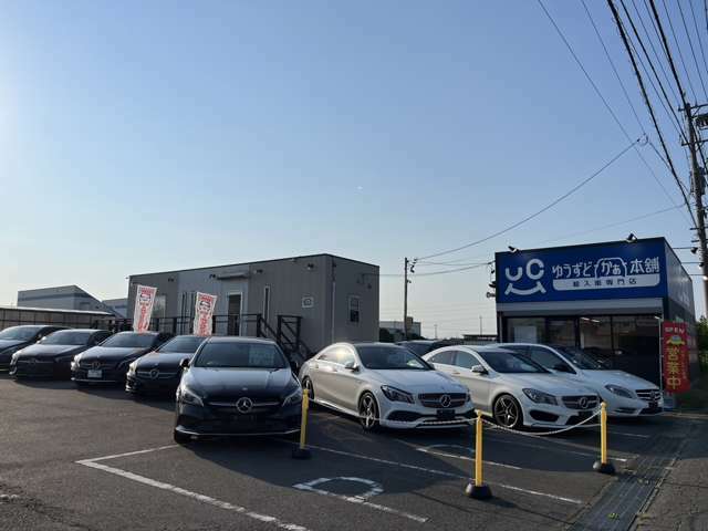 【正規ディーラー車専門店】地域最大級の専門店ならではの実績が多数ございます。よりよい中古車と巡り合えますようにお力添えしてまいります。まずはご相談してみて下さい！