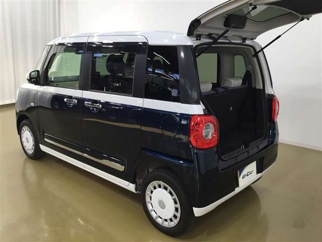 広い開口部で荷物の出し入れがスムーズに行えます