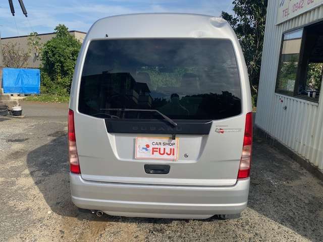 お客様に安心・安全に乗っていただけますよう納車前に各部の点検及び整備をしております。納車前のご希望・ご要望にもお応えしますのでお気軽にご相談ください。